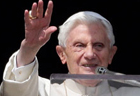 Pope Benedict blessing: Tens of thousands hear prayer